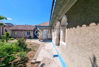 Loc Corbu (COD 02) - casa 4 camere teren 1384 mp - 1