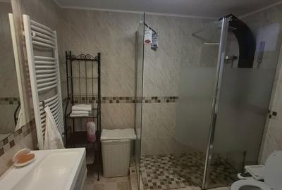 Casă cu 4 camere cu Teren 300 Mp în Km 5 - 5