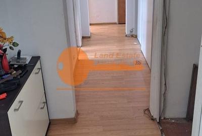 Apartament cu 3 camere decomandat în Colentina - 3