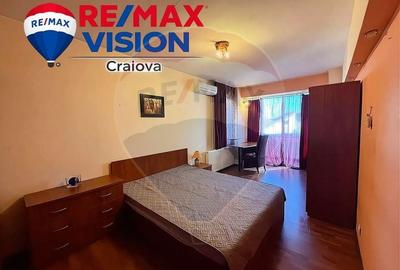 Apartament cu 4 camere decomandat în 1 Mai - 3