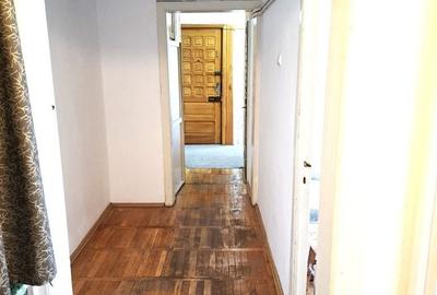Apartament cu 3 camere decomandat în Unirii Sud - 3