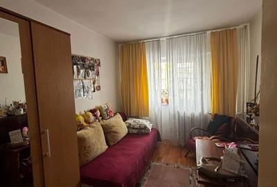 Apartament cu 3 camere decomandat în Gară - 2