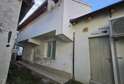 Apartament cu 2 camere decomandat în Orașul Nou - 14