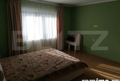 Casă cu 8 camere cu Teren 1545 Mp în Central - 8