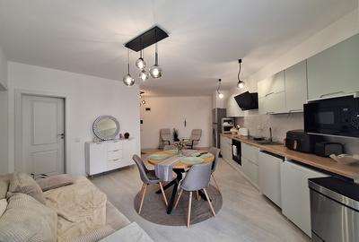 Apartament cu 2 camere semidecomandat, mobilat în Florești