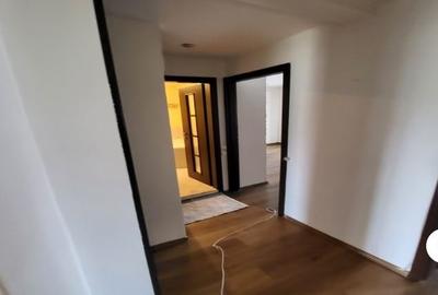 Apartament cu 3 camere în Decebal - 4