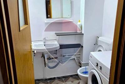Apartament cu 3 camere decomandat în Griviței - 2