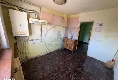 Apartament cu 3 camere decomandat în Ciupercenii Noi - 10