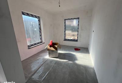 Casă cu 4 camere în Mărăcineni - 13
