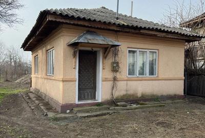 Casă cu 2 camere cu Teren 850 Mp în Central - 2