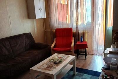 De Vanzare Apartament  2 Camere  JEAN  STERIADI Nr 25 - 2