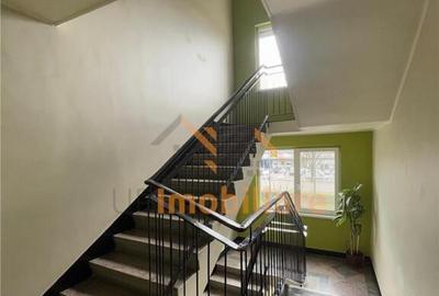 Spațiu comercial, de 96 mp, în Central - 2