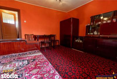 Casă cu 4 camere cu Teren 1149 Mp în Poian - 10
