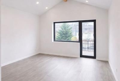 Apartament cu 4 camere decomandat în Zamora - 1