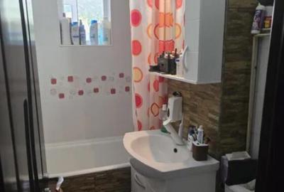 Apartament 2 camere, decomandat - zona Astra - 2