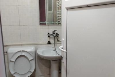 Garsonieră decomandată în Central - 2