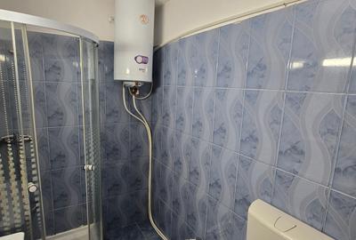 2 camere de vanzare , etaj superior, central  Focsani - 2