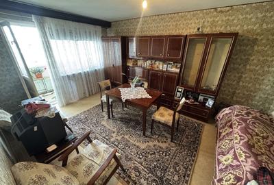 Apartament cu 2 camere decomandat, mobilat în Tomis III