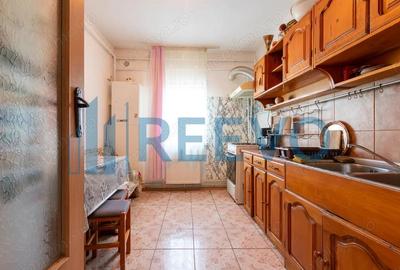 Apartament cu 2 camere semidecomandat în Republicii