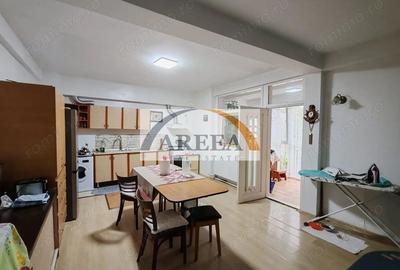 Casă individuală cu 5 camere cu Canalizare în Brâncoveanu