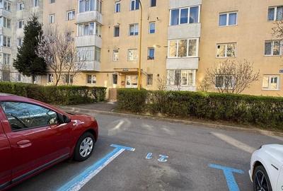 Apartament cu 3 camere semidecomandat în Drumul Carului - 3