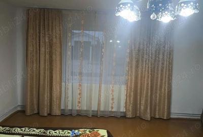 Casă cu 5 camere cu Teren 688 Mp în Central - 10