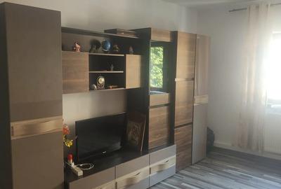 Apartament de vanzare - 3