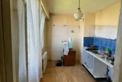 Garsonieră decomandată în Aradului