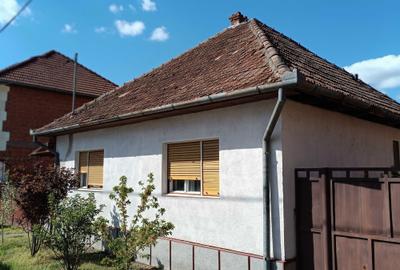 Casă cu 4 camere în Central - 4