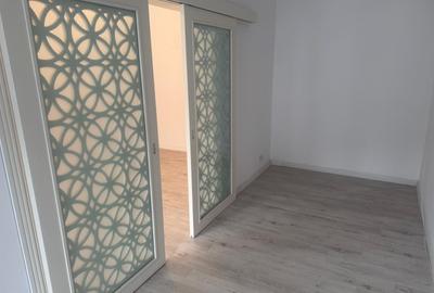 4CD Zimbru - Pasarela Octav Bancila , bloc nou intabulat , CREDIT - 5