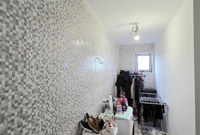 Apartament cu 3 camere decomandat, mobilat în Palazu Mare - 12