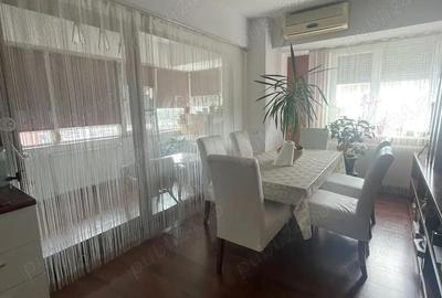 Apartament cu 3 camere în Tomis Nord - 11