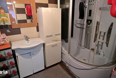 Casă cu 5 camere cu Teren 300 Mp în Central - 4