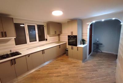 Casă individuală cu 9 camere cu Teren 432 Mp în Dristor - 8