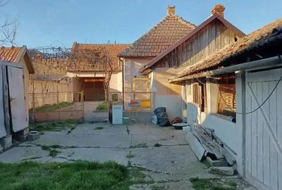 Casă cu 4 camere cu Teren 741 Mp în Central - 7