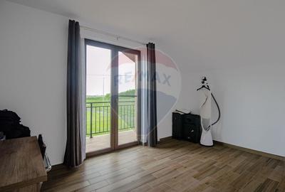 Casa Individuala - 330.000EU - 0% Comision - zona Simfoniei Casa Individuala - 330.000EU - 0% Comision - zona Simfoniei - 13