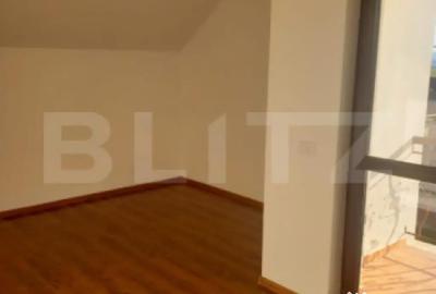 Casă cu 7 camere cu Teren 759 Mp în Central - 5