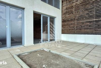 Apartament cu 4 camere în Funcționarilor - 3