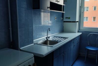 Apartament cu 2 camere semidecomandat în Florilor - 8