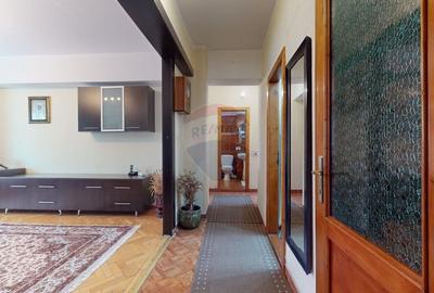 Apartament spațios cu 3 camere (din 4), 2 băi și vedere pe două părți - 5