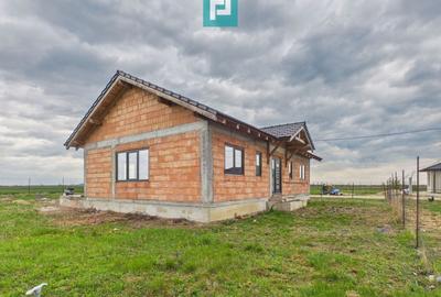 Casă individuală cu 4 camere cu Canalizare în Zimandcuz - 7