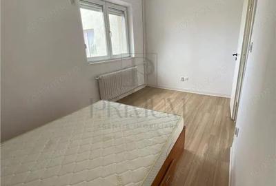 Apartament cu 3 camere semidecomandat în Spitalul Județean - 10