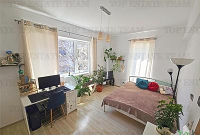 Vila P 2 cu vedere spectaculoasa la lacul Siutghiol, Mamaia- - 1