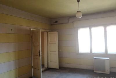 Apartament cu 3 camere în Târgu Secuiesc