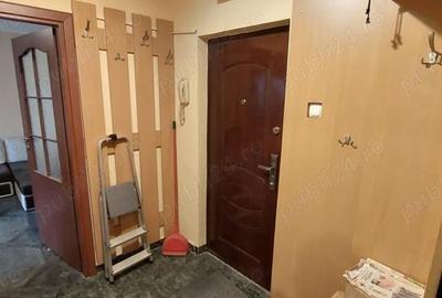 Apartament cu 3 camere semidecomandat în Tomis IV - 10