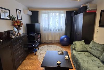 Apartament cu 3 camere decomandat, mobilat în 1 Decembrie 1918 - 1