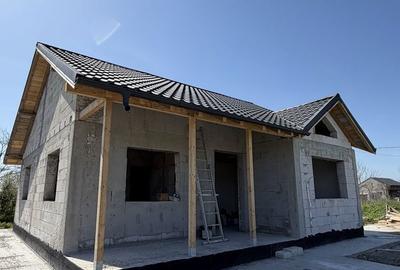 Casă cu 3 camere în Topraisar - 5