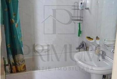 Apartament cu 3 camere semidecomandat, mobilat în Medicină - 4