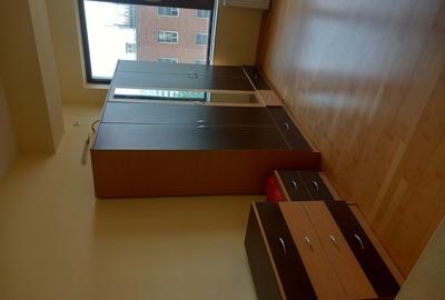 Inchiriez garsoniera - 2