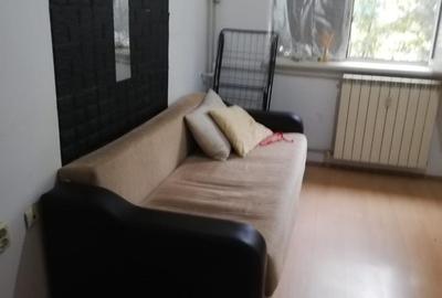 Garsoniera  de inchiriat zona FAR 21 mp - 4